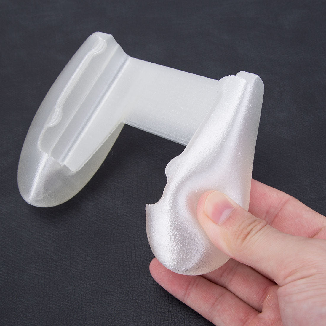 3D Printed Flexible Handle for Analogue Pocket Game Consoles