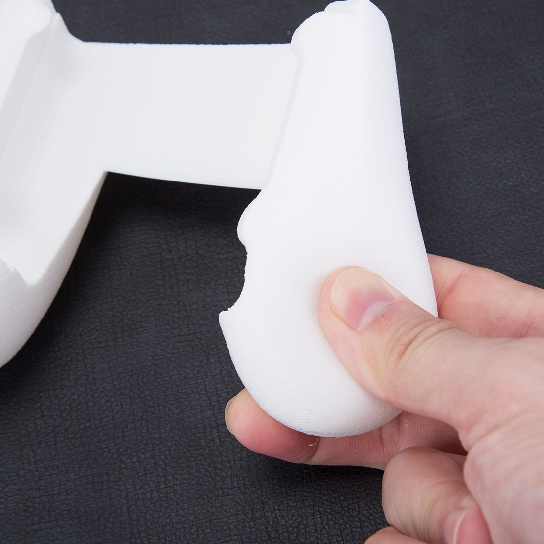 3D Printed Flexible Handle for Analogue Pocket Game Consoles